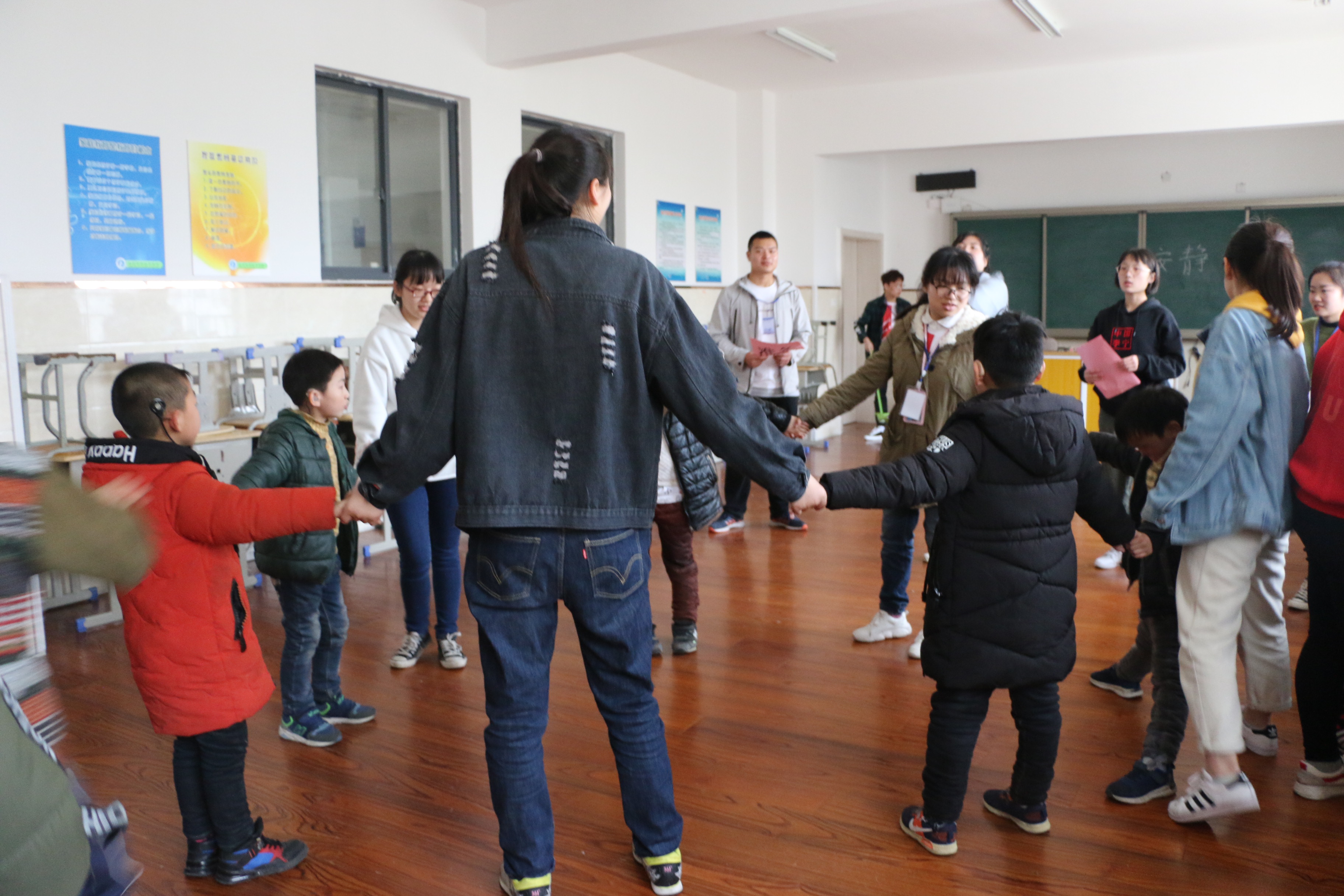 我校大学生心理协会赴扬州特殊教育学校开展义工活动